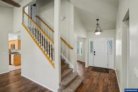 812 SW 8th Street Sublimity OR 97385