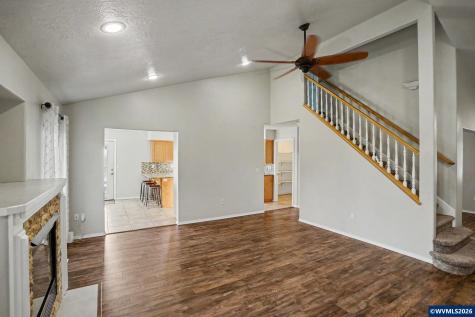 812 SW 8th Street Sublimity OR 97385