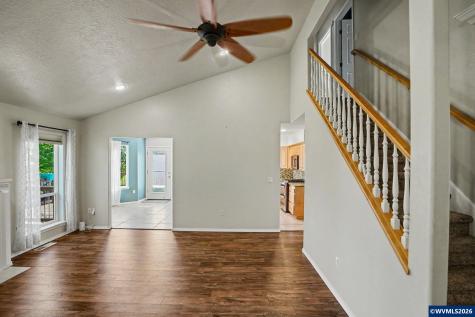 812 SW 8th Street Sublimity OR 97385