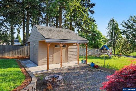 812 SW 8th Street Sublimity OR 97385