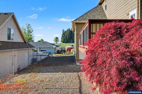 812 SW 8th Street Sublimity OR 97385