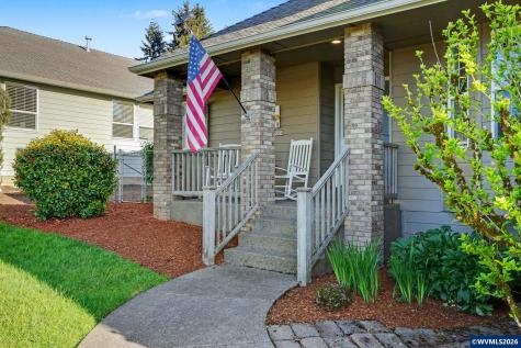 812 SW 8th Street Sublimity OR 97385