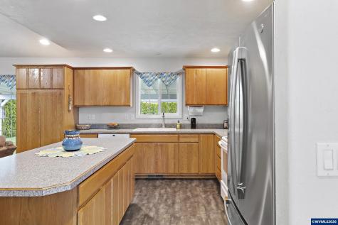 33057 Sequoia Street Tangent OR 97389