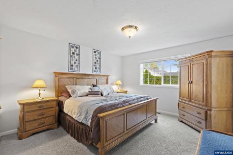 33057 Sequoia Street Tangent OR 97389