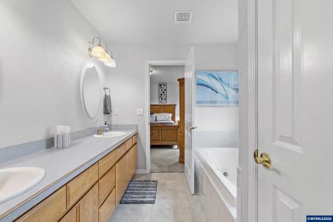 33057 Sequoia Street Tangent OR 97389