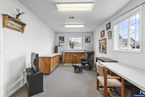 33057 Sequoia Street Tangent OR 97389