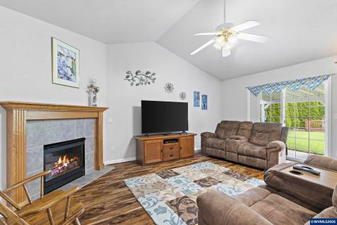 33057 Sequoia Street Tangent OR 97389