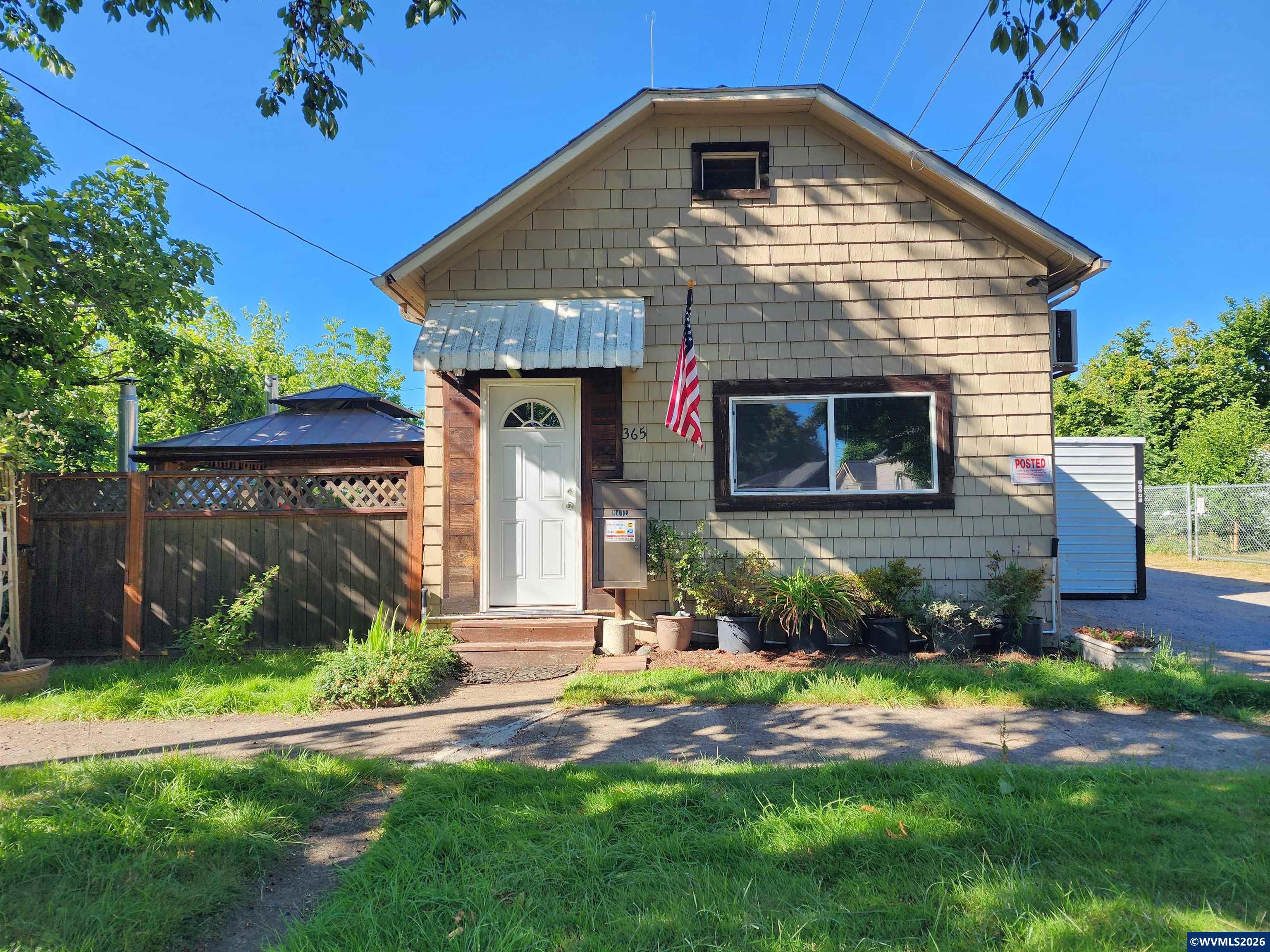 365 Hood Street NE Salem OR 97301