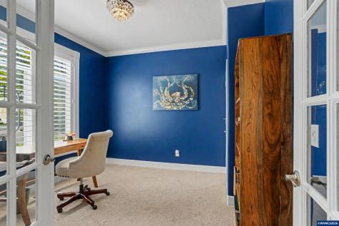 5911 SW Banyon Circle Corvallis OR 97333