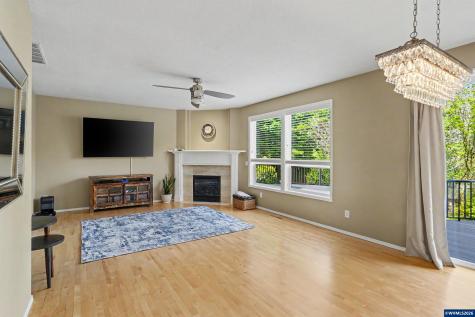 5911 SW Banyon Circle Corvallis OR 97333