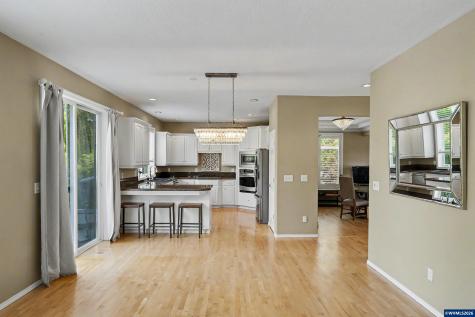 5911 SW Banyon Circle Corvallis OR 97333