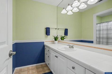 5911 SW Banyon Circle Corvallis OR 97333