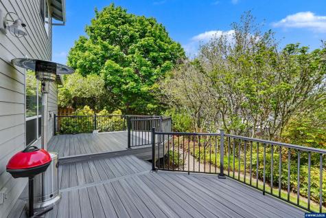 5911 SW Banyon Circle Corvallis OR 97333