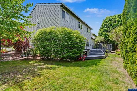 5911 SW Banyon Circle Corvallis OR 97333