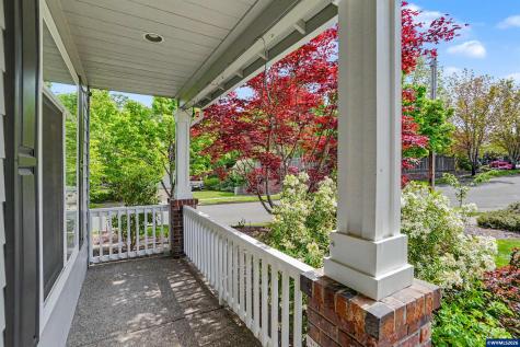 5911 SW Banyon Circle Corvallis OR 97333