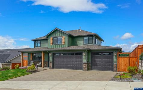 677 NW Crater Lake Drive Dallas OR 97338
