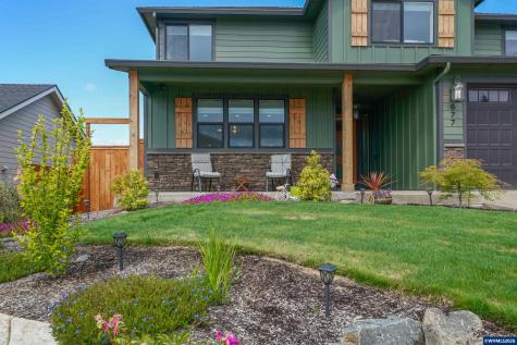 677 NW Crater Lake Drive Dallas OR 97338