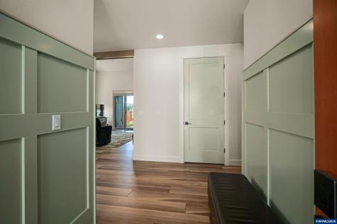 677 NW Crater Lake Drive Dallas OR 97338