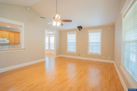 1055 Filbert Street Brownsville OR 97327