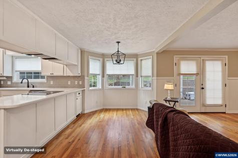 920 Sunmist Court SE Salem OR 97306