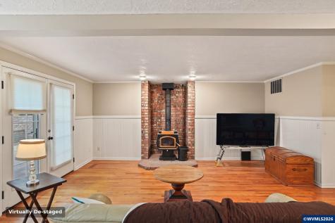 920 Sunmist Court SE Salem OR 97306