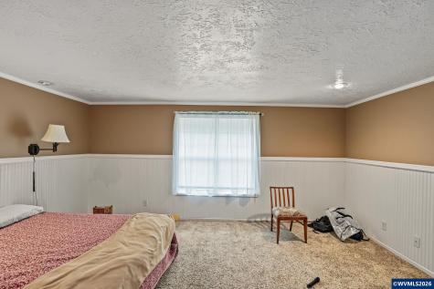 920 Sunmist Court SE Salem OR 97306