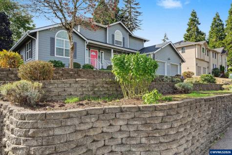 920 Sunmist Court SE Salem OR 97306