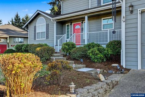 920 Sunmist Court SE Salem OR 97306