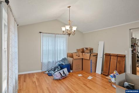 920 Sunmist Court SE Salem OR 97306