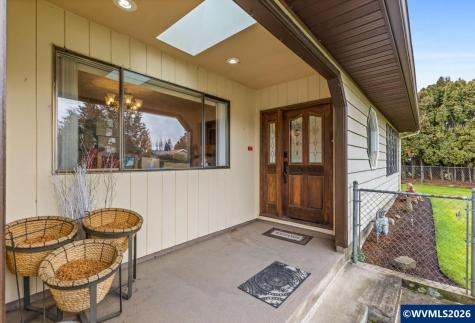 858 Iva Lane NE Salem OR 97317