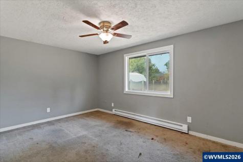 1535 W Oak Street Lebanon OR 97355