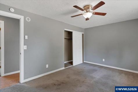 1535 W Oak Street Lebanon OR 97355