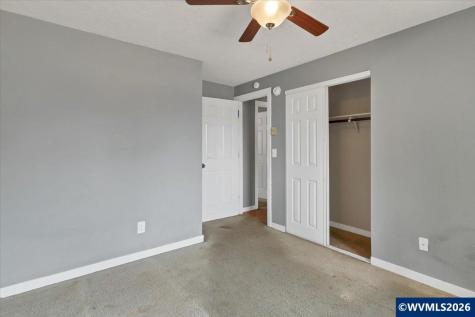 1535 W Oak Street Lebanon OR 97355