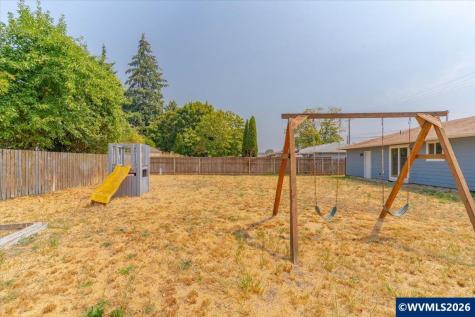 1535 W Oak Street Lebanon OR 97355
