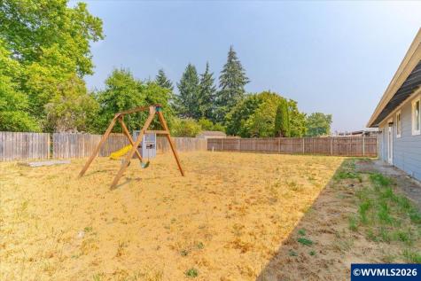 1535 W Oak Street Lebanon OR 97355