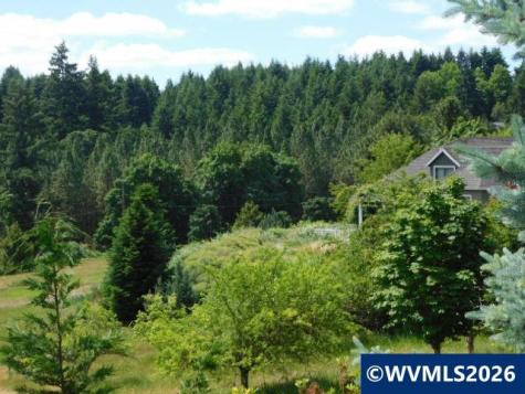 8389 Konaway Lp S Salem OR 97306
