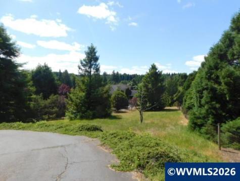 8389 Konaway Lp S Salem OR 97306