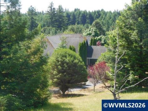 8389 Konaway Lp S Salem OR 97306