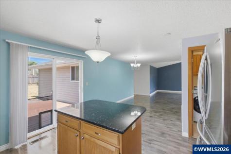 835 Sunflower Lane Lebanon OR 97355