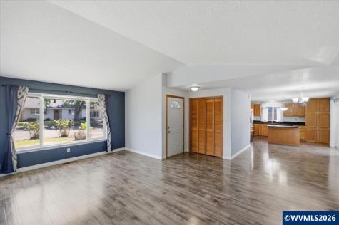 835 Sunflower Lane Lebanon OR 97355