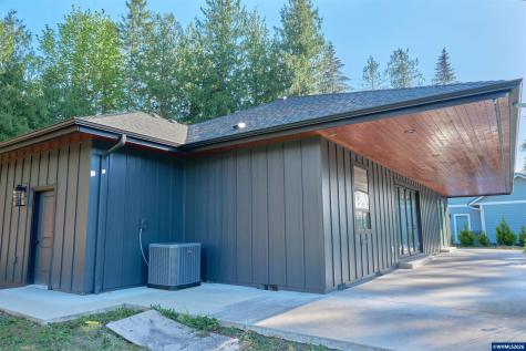 50575 Linnwood Drive Gates OR 97346