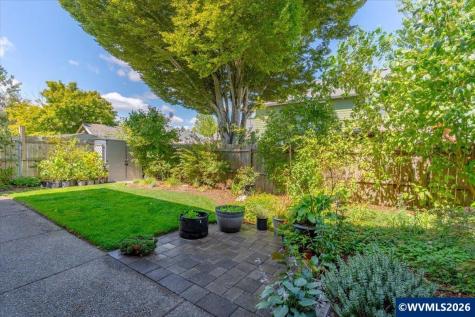 1229 Bent Grass Court NE Keizer OR 97303