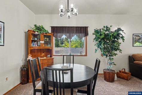 1795 Sunburst Terrace NW Salem OR 97304