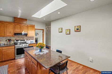 1795 Sunburst Terrace NW Salem OR 97304