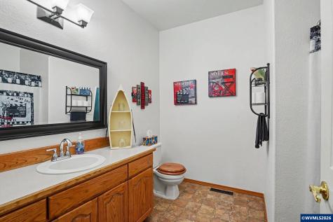 1795 Sunburst Terrace NW Salem OR 97304