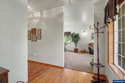 1795 Sunburst Terrace NW Salem OR 97304
