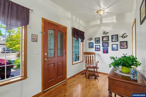 1795 Sunburst Terrace NW Salem OR 97304