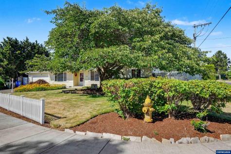 4699 Fuhrer Street NE Salem OR 97305