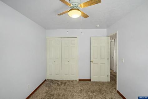 4699 Fuhrer Street NE Salem OR 97305