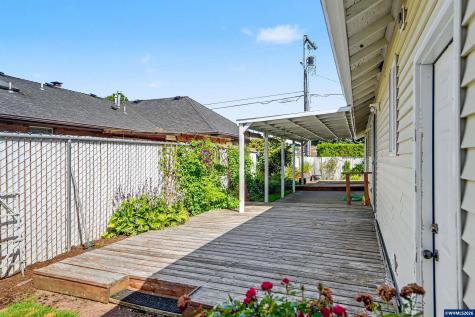4699 Fuhrer Street NE Salem OR 97305